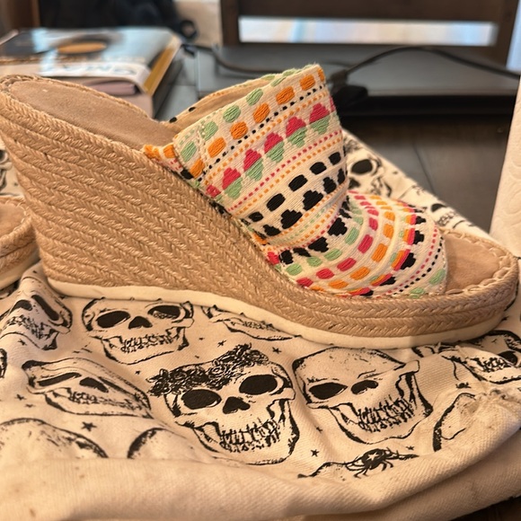 Toms Monica Mule Embroidered BOHO Espadrilles US 9.5 Striped Wedges Sandals - Picture 5 of 7